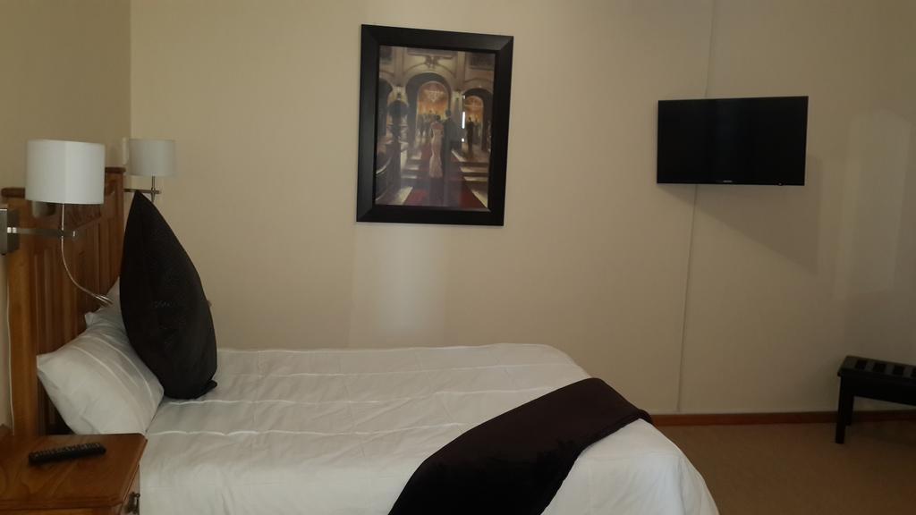Victoria Hotel Bredasdorp Cameră foto