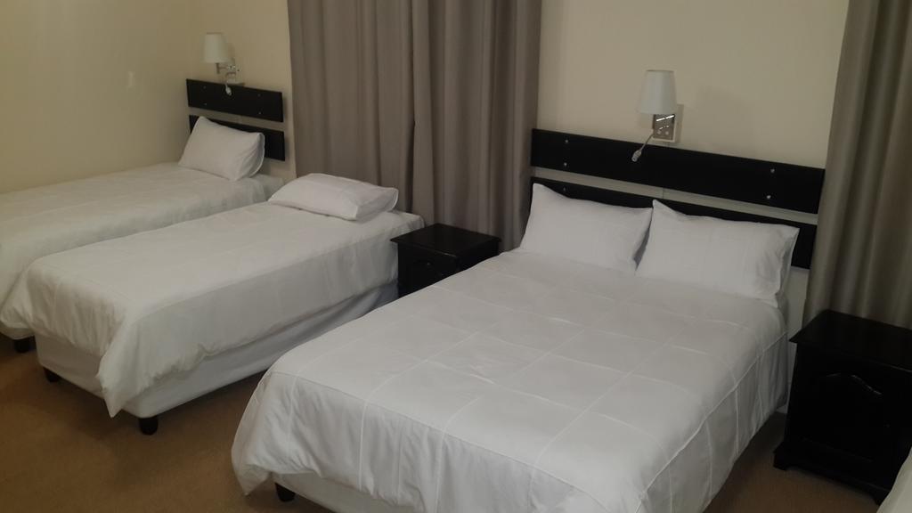 Victoria Hotel Bredasdorp Cameră foto