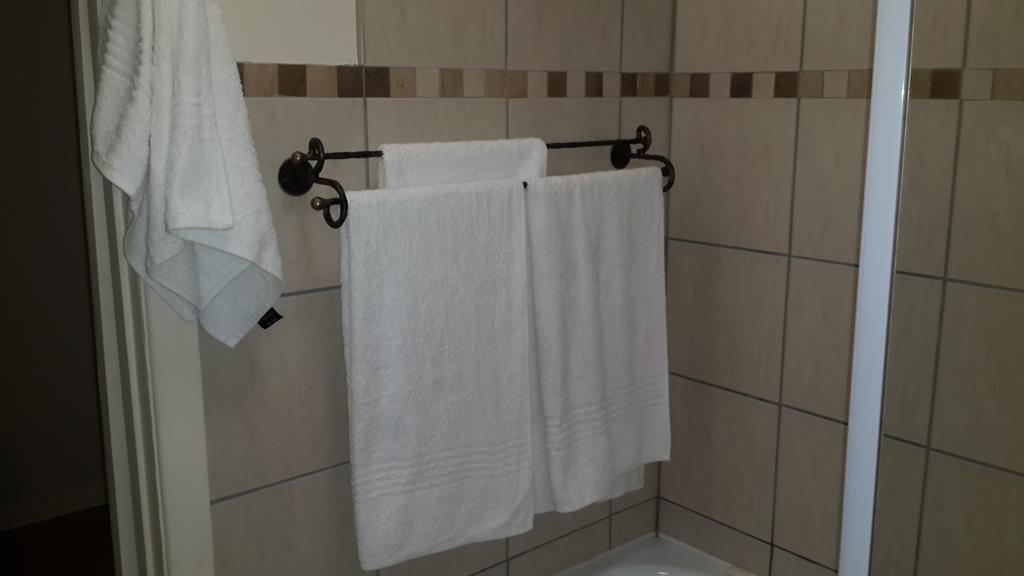 Victoria Hotel Bredasdorp Cameră foto