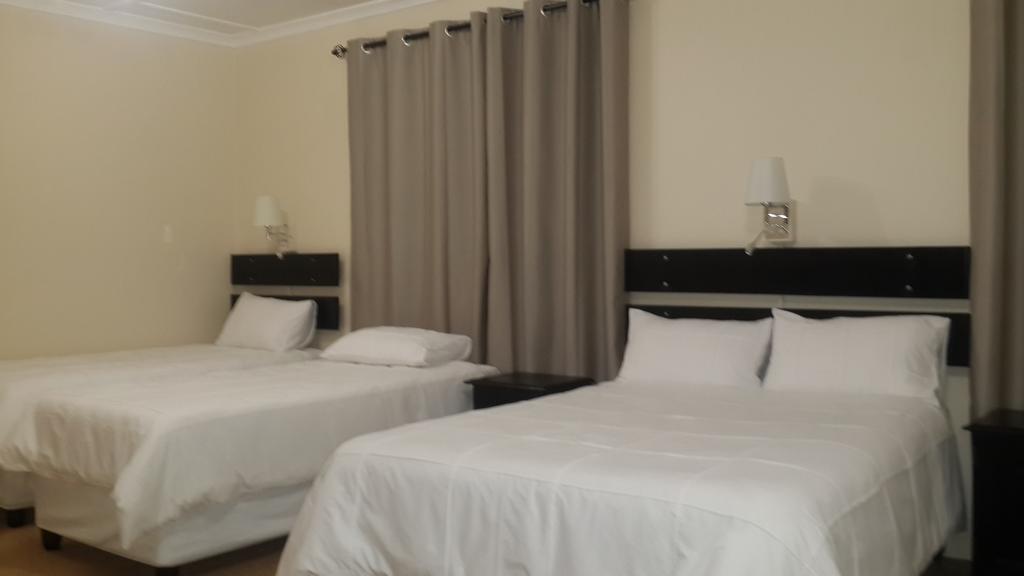Victoria Hotel Bredasdorp Cameră foto