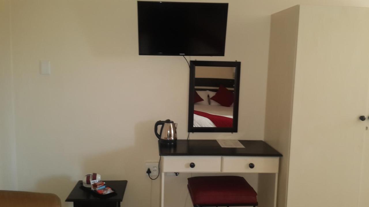 Victoria Hotel Bredasdorp Cameră foto