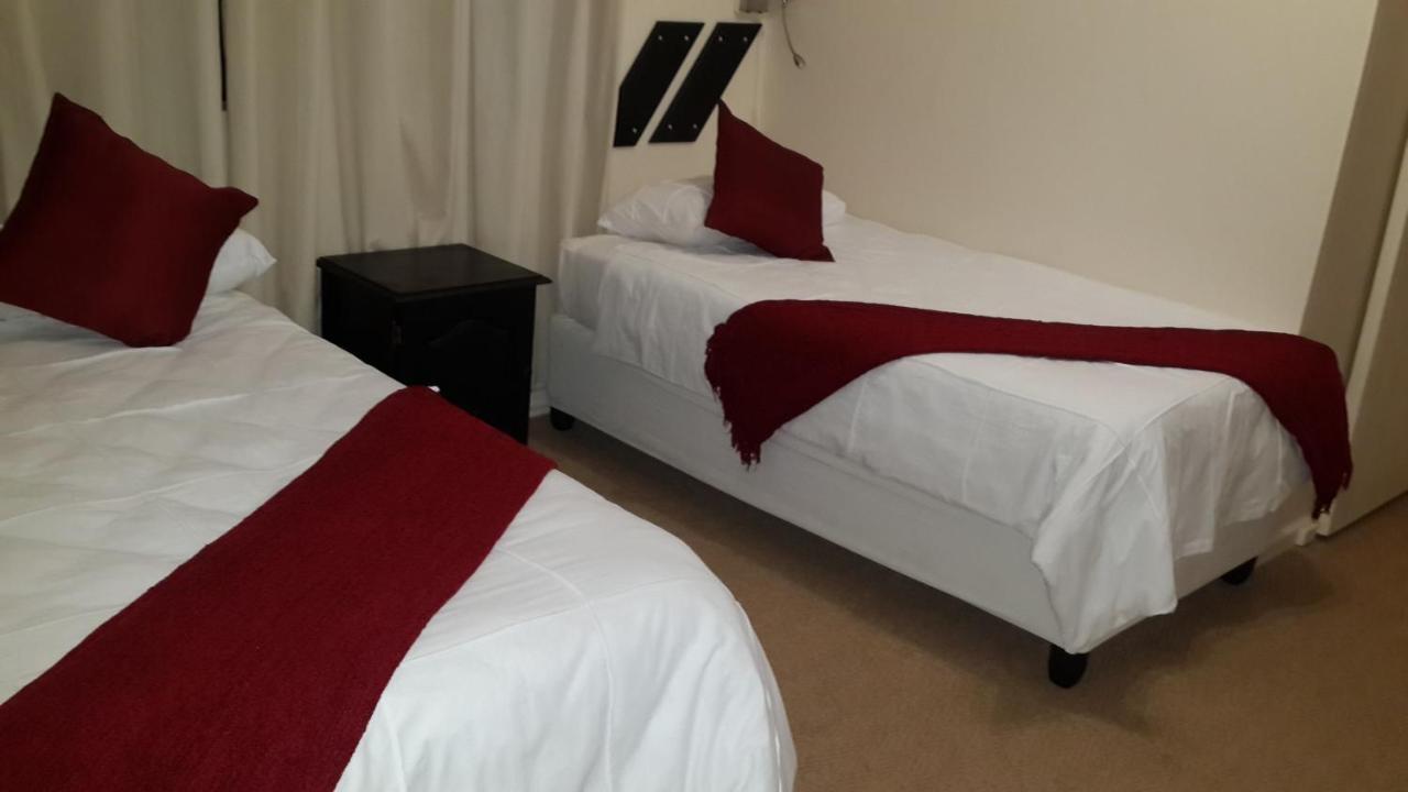 Victoria Hotel Bredasdorp Cameră foto